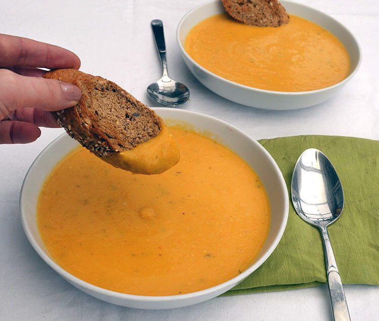 Creamy Pumpkin Soup with Toasted Pumpkin Seeds {Vegan}